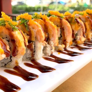 Baked Salmon Lover Roll